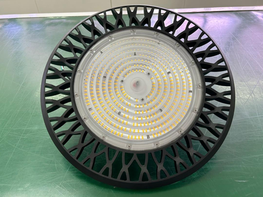 120/90/60° Угол луча светодиодная лампа HighBay, разработанная с водонепроницаемым корпусом из алюминия IP65